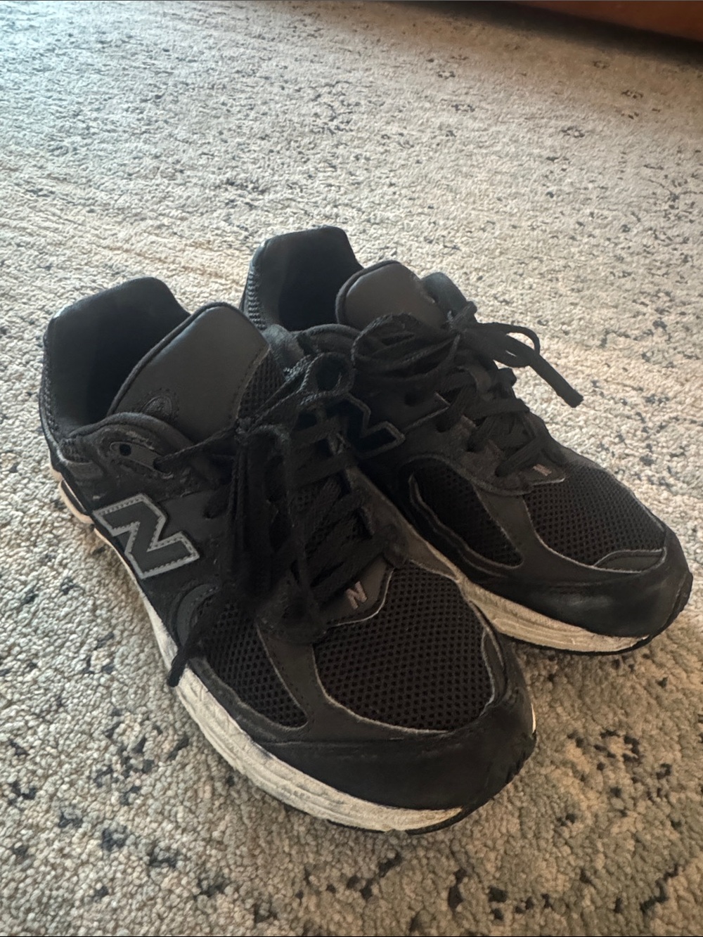 New Balance Kids Black suede Sneakers